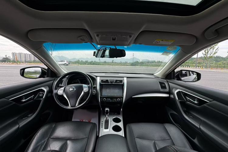 Used Nissan Teana 2018 2.0L XL Smart Upgrade Edition Interior 2