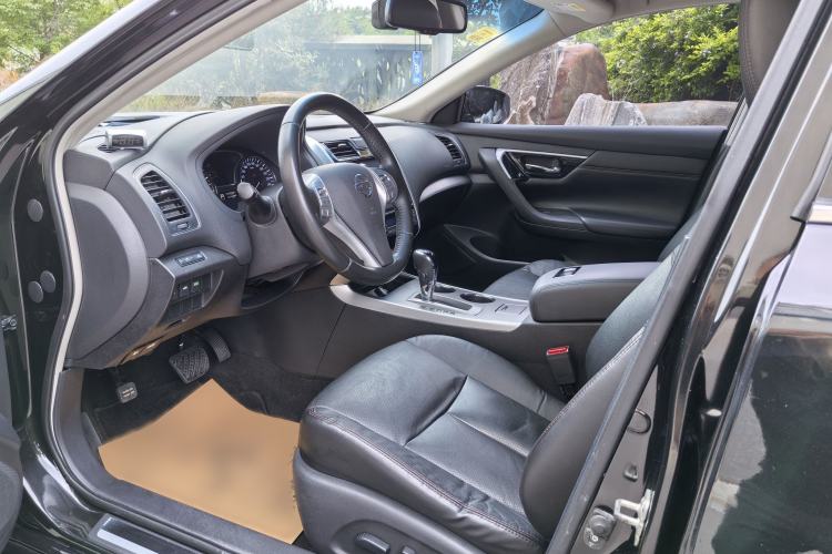 Used Nissan Teana 2018 2.0L XL Smart Upgrade Edition Interior 2