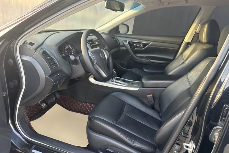 Used Nissan Teana 2018 2.0L XL Smart Upgrade Edition Interior 3