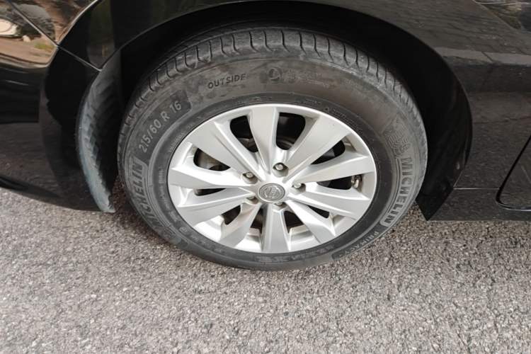 Used Nissan Teana 2018 2.0L XL Smart Upgrade Edition Left Front Wheel Hub