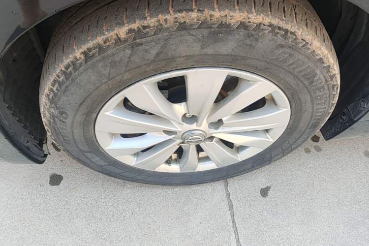 Used Nissan Teana 2018 2.0L XL Smart Upgrade Edition Left Front Wheel Hub