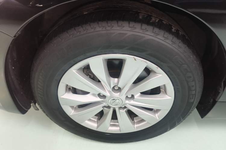 Used Nissan Teana 2018 2.0L XL Smart Upgrade Edition Left Front Wheel Hub