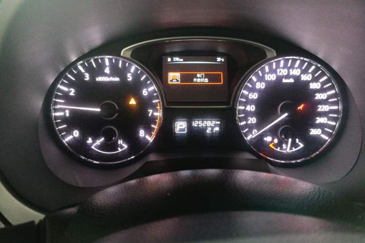 Used Nissan Teana 2018 2.0L XL Smart Upgrade Edition Odometer Close Up
