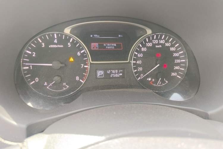 Used Nissan Teana 2018 2.0L XL Smart Upgrade Edition Odometer Close Up