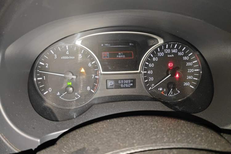 Used Nissan Teana 2018 2.0L XL Smart Upgrade Edition Odometer Close Up