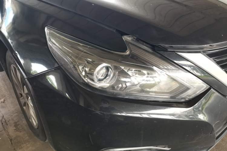 Used Nissan Teana 2018 2.0L XL Smart Upgrade Edition Right Front Headlight