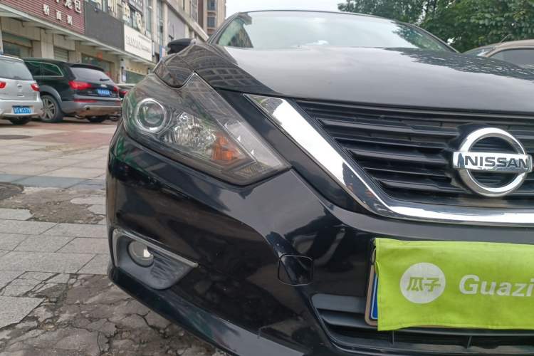 Used Nissan Teana 2018 2.0L XL Smart Upgrade Edition Right Front Headlight