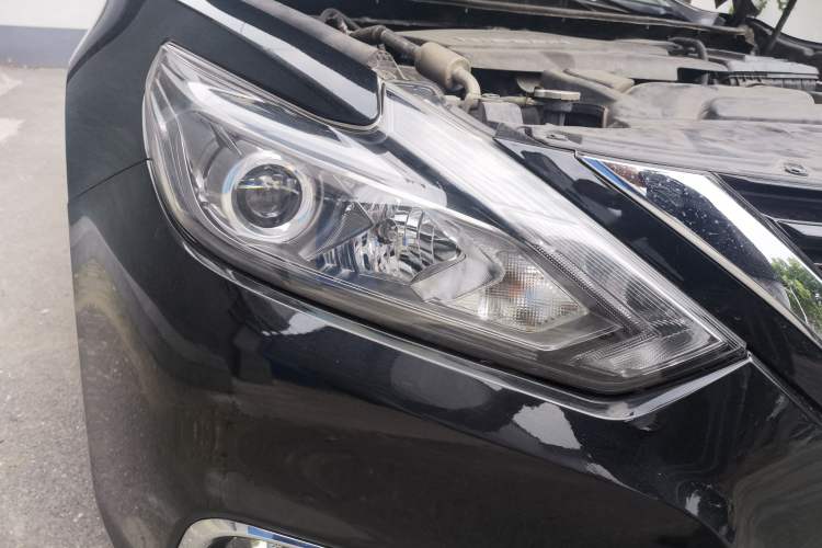 Used Nissan Teana 2018 2.0L XL Smart Upgrade Edition Right Front Headlight