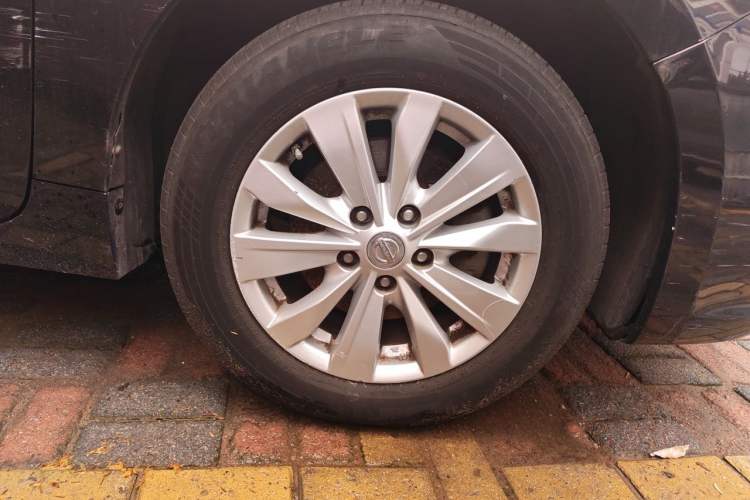 Used Nissan Teana 2018 2.0L XL Smart Upgrade Edition Right Front Wheel Hub