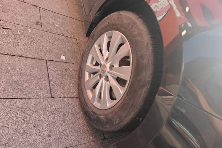 Used Nissan Teana 2018 2.0L XL Smart Upgrade Edition Right Front Wheel Hub
