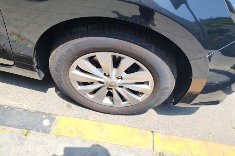 Used Nissan Teana 2018 2.0L XL Smart Upgrade Edition Right Front Wheel Hub