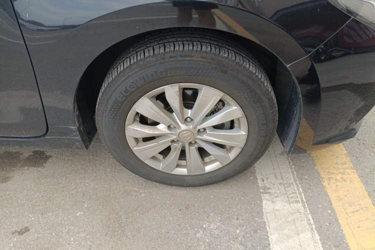 Used Nissan Teana 2018 2.0L XL Smart Upgrade Edition Right Front Wheel Hub