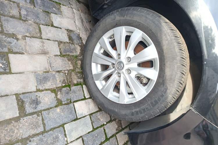 Used Nissan Teana 2018 2.0L XL Smart Upgrade Edition Right Front Wheel Hub