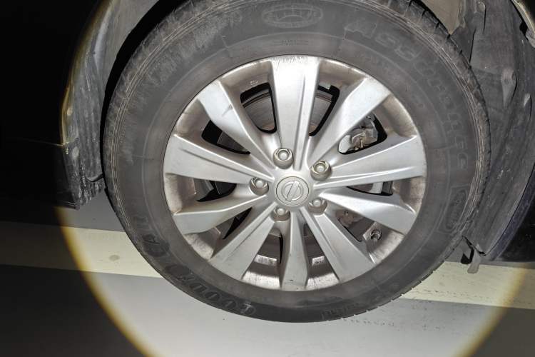 Used Nissan Teana 2018 2.0L XL Smart Upgrade Edition Right Front Wheel Hub