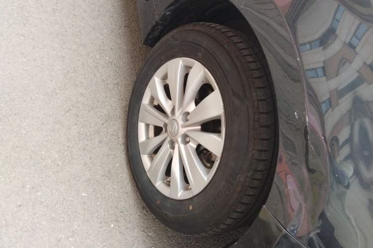 Used Nissan Teana 2018 2.0L XL Smart Upgrade Edition Right Front Wheel Hub