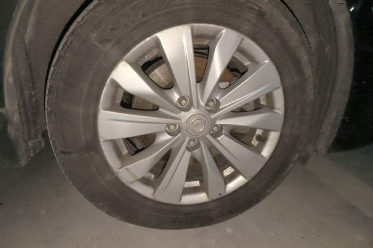 Used Nissan Teana 2018 2.0L XL Smart Upgrade Edition Right Front Wheel Hub