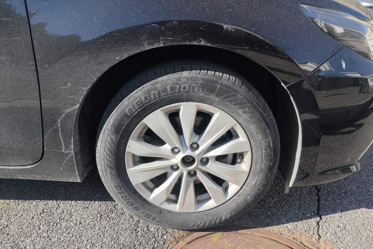 Used Nissan Teana 2018 2.0L XL Smart Upgrade Edition Right Front Wheel Hub