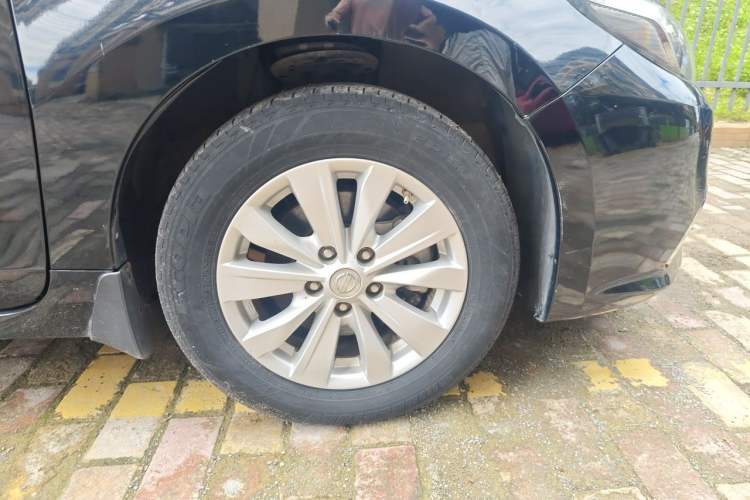 Used Nissan Teana 2018 2.0L XL Smart Upgrade Edition Right Front Wheel Hub