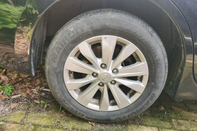 Used Nissan Teana 2018 2.0L XL Smart Upgrade Edition Right Rear Wheel Hub