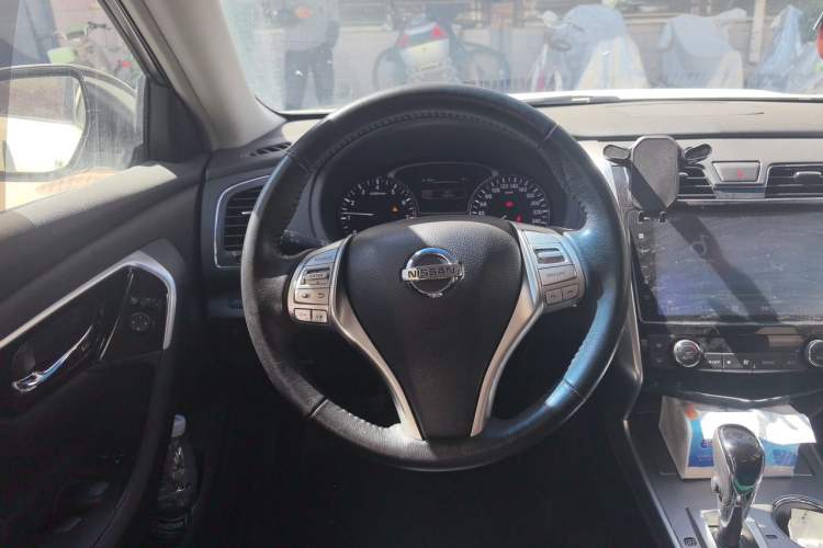 Used Nissan Teana 2018 2.0L XL Smart Upgrade Edition Steering Wheel