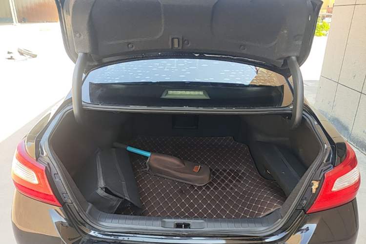 Used Nissan Teana 2018 2.0L XL Smart Upgrade Edition Trunk
