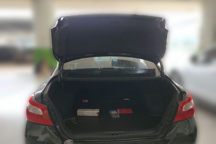 Used Nissan Teana 2018 2.0L XL Smart Upgrade Edition Trunk