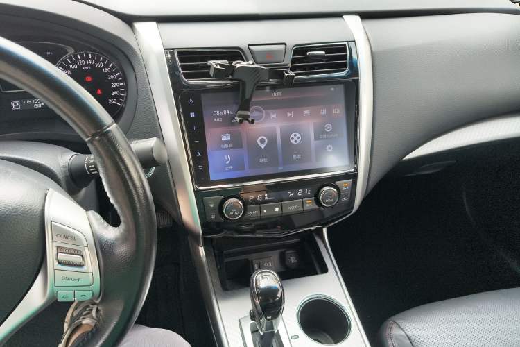 Used Nissan Teana 2018 2.0L XL Smart Upgrade Edition Audio And AC Panel