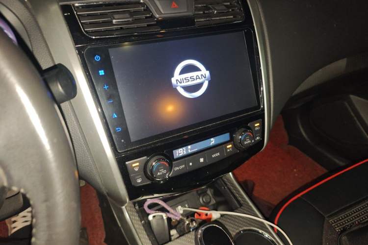 Used Nissan Teana 2018 2.0L XL Smart Upgrade Edition Audio And AC Panel
