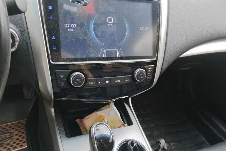 Used Nissan Teana 2018 2.0L XL Smart Upgrade Edition Audio And AC Panel