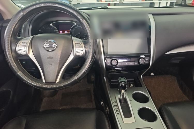 Used Nissan Teana 2018 2.0L XL Smart Upgrade Edition Center Console