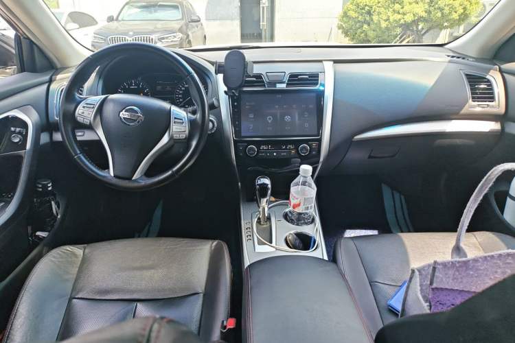 Used Nissan Teana 2018 2.0L XL Smart Upgrade Edition Center Console
