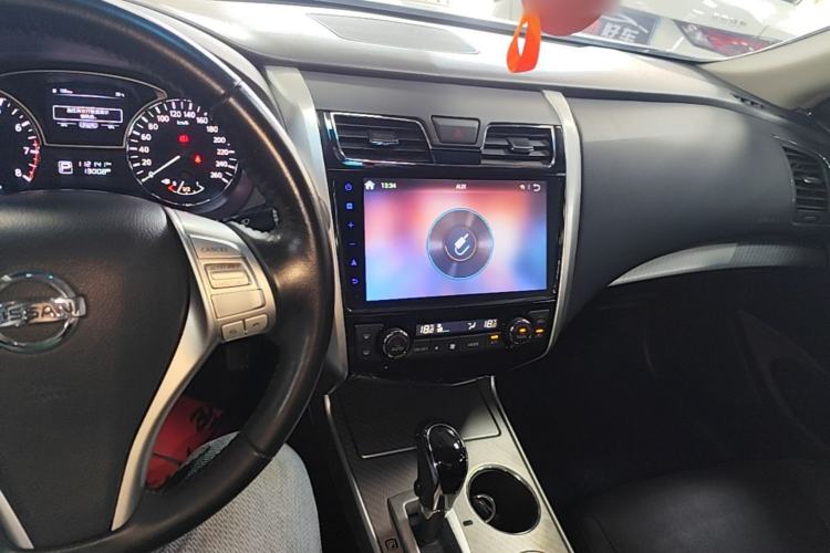 Used Nissan Teana 2018 2.0L XL Smart Upgrade Edition Center Console