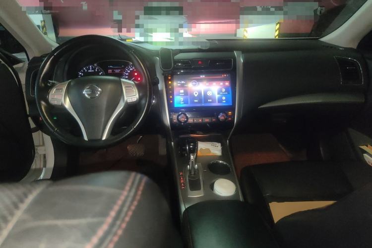 Used Nissan Teana 2018 2.0L XL Smart Upgrade Edition Center Console