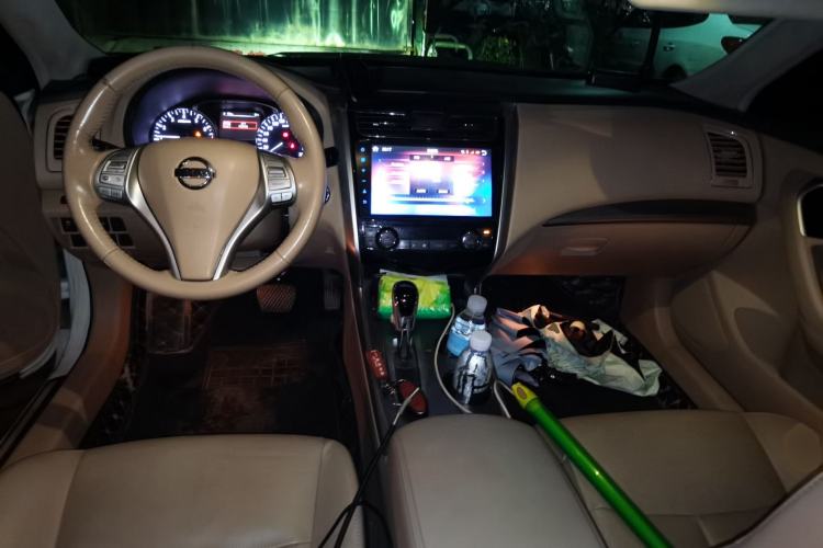 Used Nissan Teana 2018 2.0L XL Smart Upgrade Edition Center Console