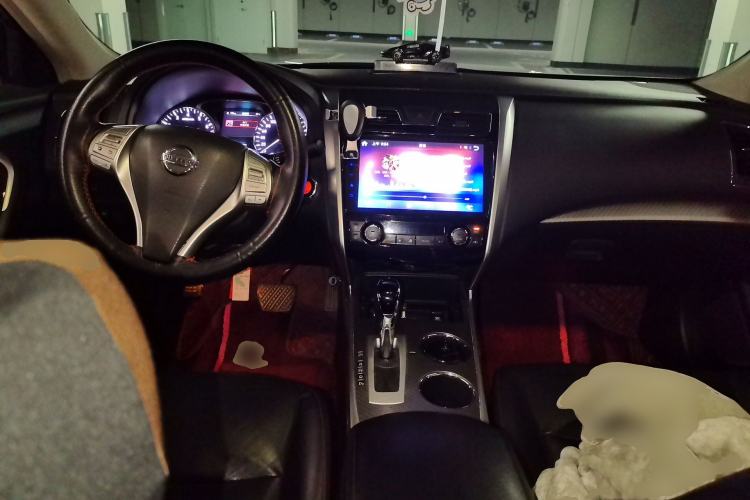 Used Nissan Teana 2018 2.0L XL Smart Upgrade Edition Center Console