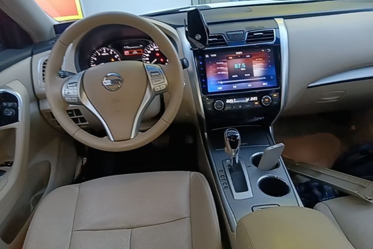 Used Nissan Teana 2018 2.0L XL Smart Upgrade Edition Center Console
