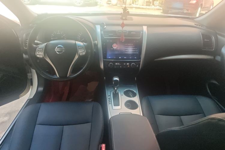Used Nissan Teana 2018 2.0L XL Smart Upgrade Edition Center Console