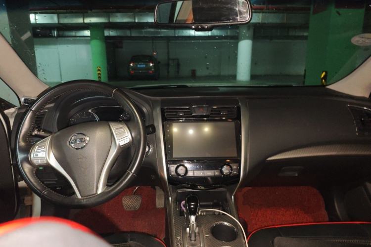 Used Nissan Teana 2018 2.0L XL Smart Upgrade Edition Center Console