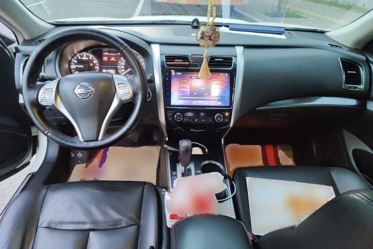 Used Nissan Teana 2018 2.0L XL Smart Upgrade Edition Center Console
