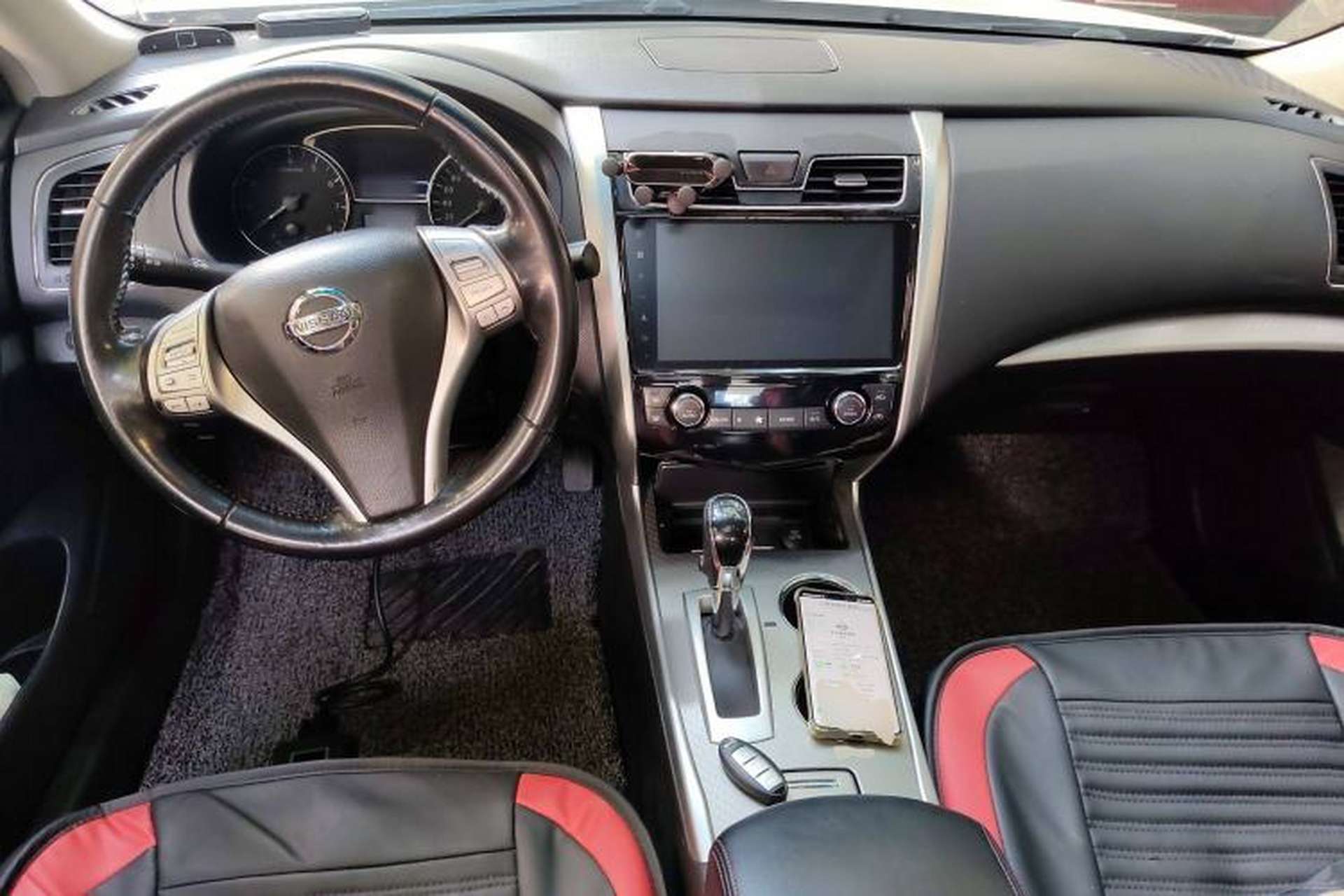Used Nissan Teana 2018 2.0L XL Smart Upgrade Edition Center Console