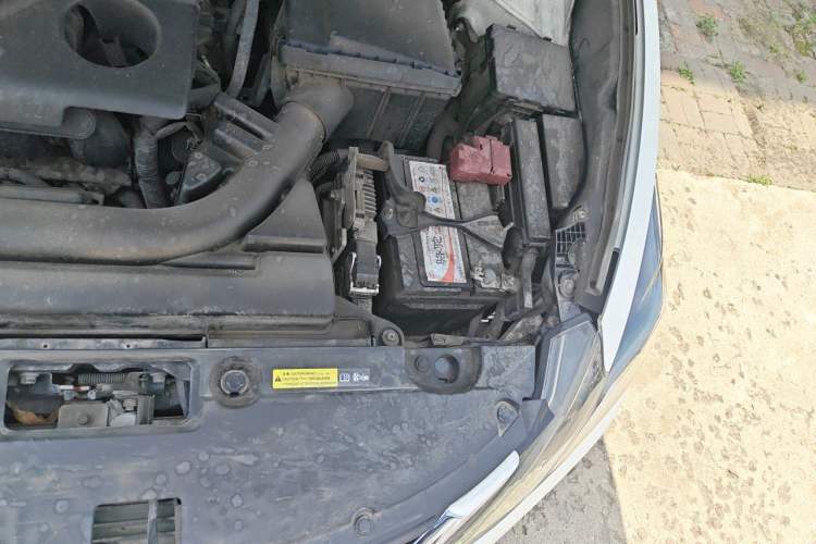 Used Nissan Teana 2018 2.0L XL Smart Upgrade Edition Engine Bay Left