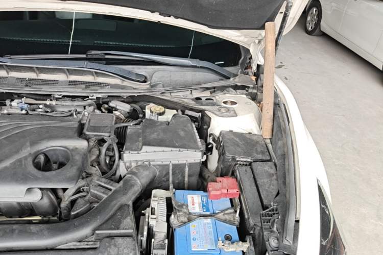 Used Nissan Teana 2018 2.0L XL Smart Upgrade Edition Engine Bay Left