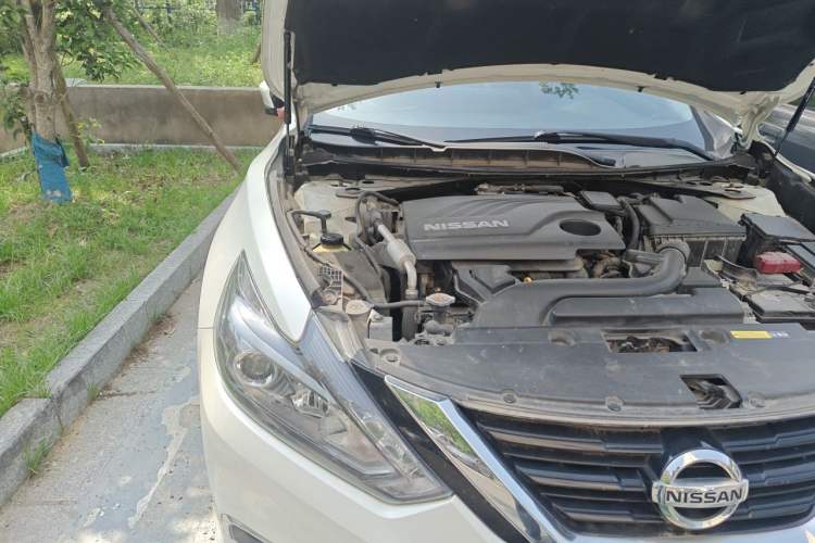 Used Nissan Teana 2018 2.0L XL Smart Upgrade Edition Engine Bay Right