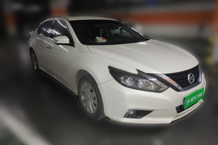 Used Nissan Teana 2018 2.0L XL Smart Upgrade Edition Front Right 45 Deg