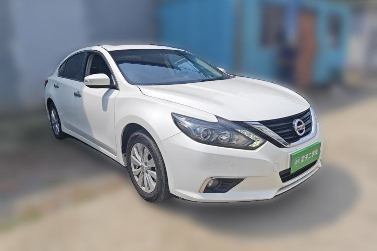 Used Nissan Teana 2018 2.0L XL Smart Upgrade Edition Front Right 45 Deg