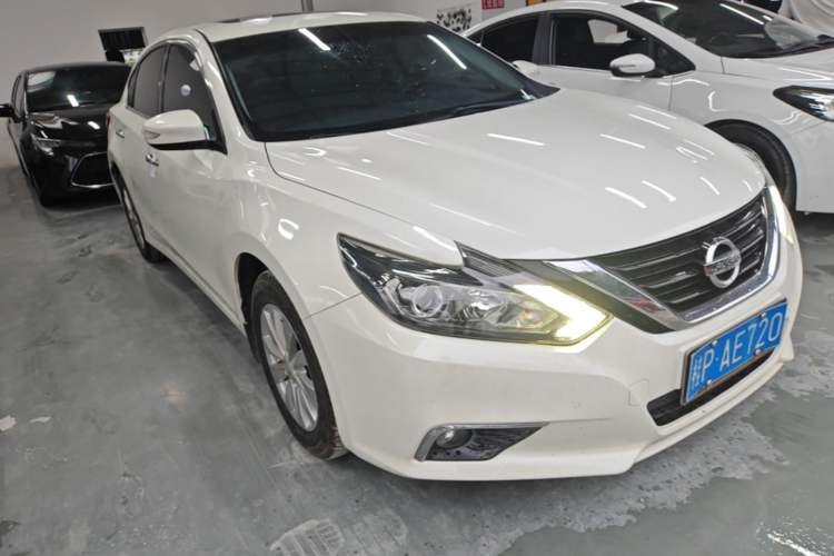 Used Nissan Teana 2018 2.0L XL Smart Upgrade Edition Front Right 45 Deg