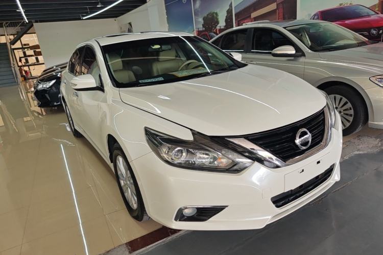 Used Nissan Teana 2018 2.0L XL Smart Upgrade Edition Front Right 45 Deg