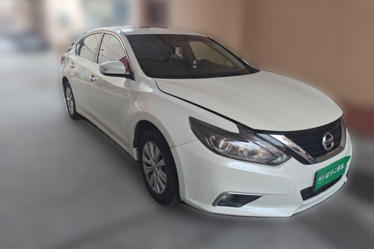 Used Nissan Teana 2018 2.0L XL Smart Upgrade Edition Front Right 45 Deg