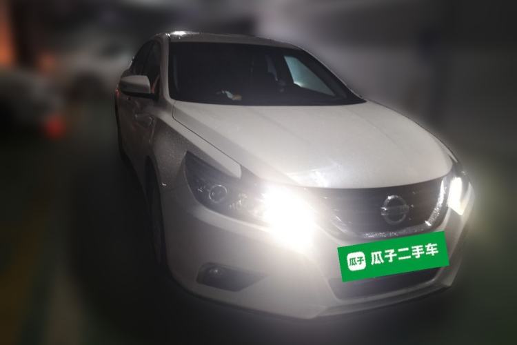 Used Nissan Teana 2018 Revised Version 2.0L XL Smart Upgrade Edition Front Right 45 Deg