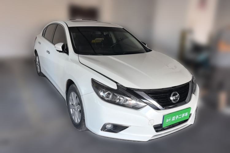 Used Nissan Teana 2018 2.0L XL Smart Upgrade Edition Front Right 45 Deg